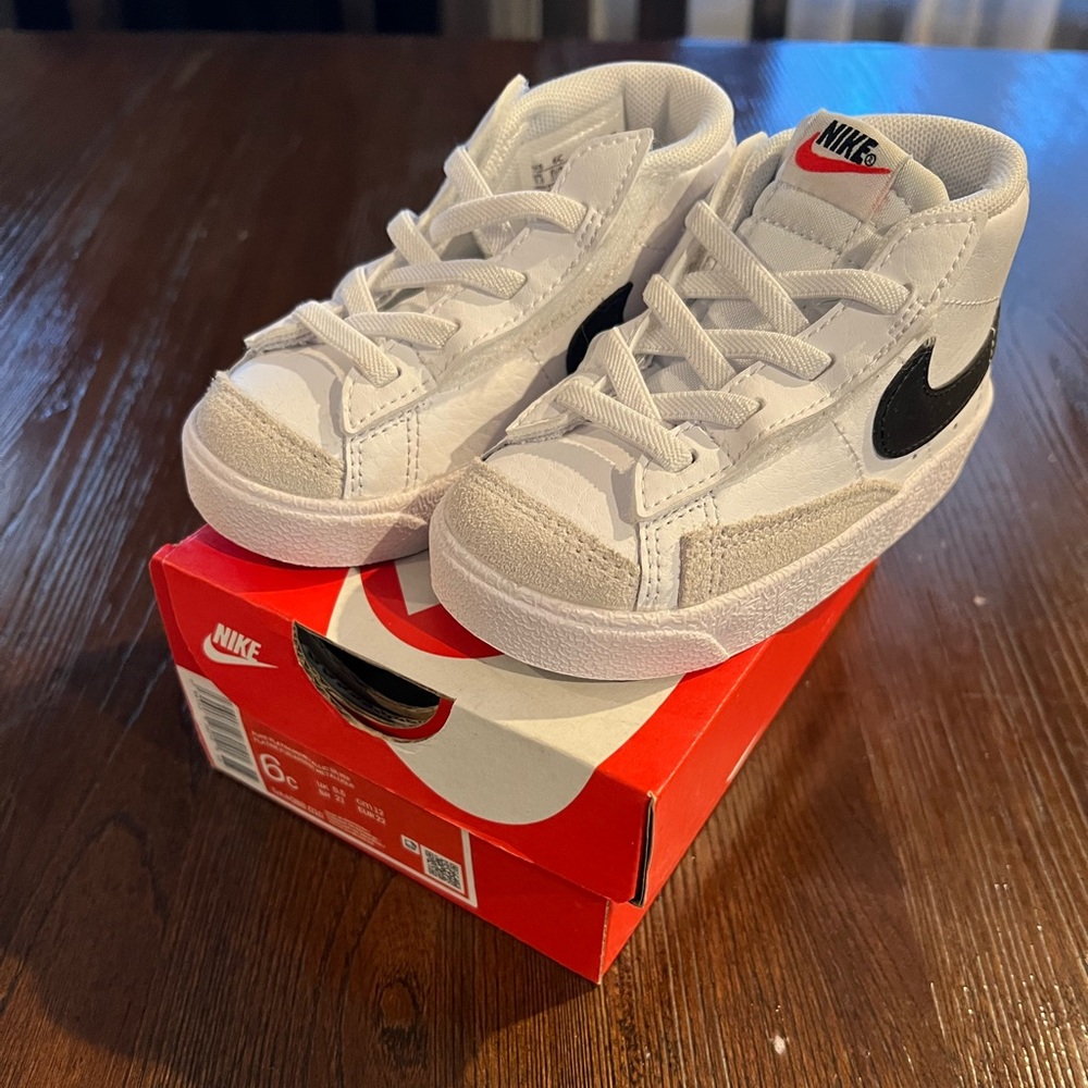 Nike toddler blazer